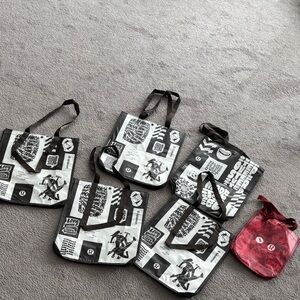 lululemon new Black and White Graphic Tote Bag (Set) with Red Accent Tote